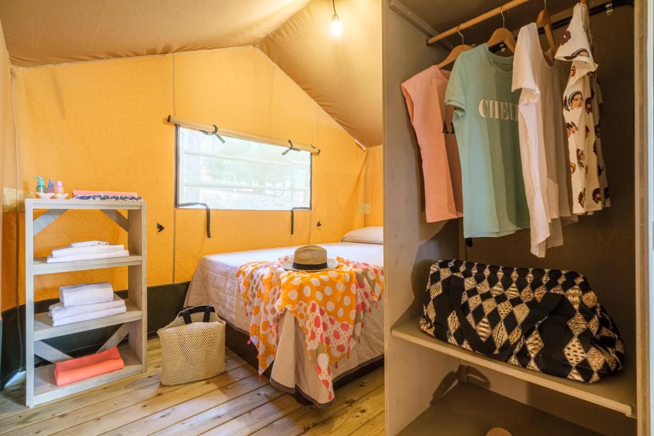 Camping Estival Torre De La Mora Tamarit Eksteriør billede