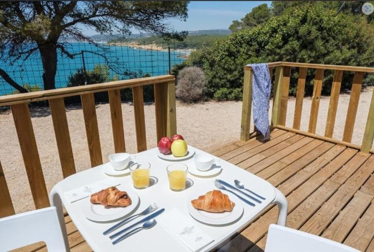 Camping Estival Torre De La Mora Tamarit Eksteriør billede